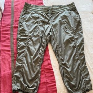 The North Face Women's Olive Green Aphrodite Capri pants